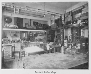 Vorlesungslabor im ersten Stock der Royal Institution, 1930er Jahre